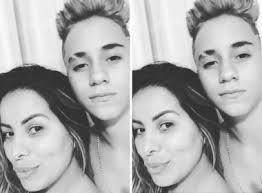 Não é necessário cadastro, senha e nem nada parecido, qualquer pessoa pode baixar quantos arquivos quiser, quando quiser, de qualquer lugar ou dispositivo. Wyvzt4ubhmakkm