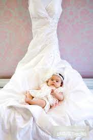 Http Www Memorablemomentsstudios Com 3 Month Pictures I Hope Someday She Can Do A Little Something Creative With My Dress With Images Baby Girl Pictures Baby Portraits