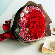 Deco floral floral design rose bouquet gift bouquet fake flowers beautiful flowers david austin roses bouquet bouquet champetre flower arrangements simple. Surprise Loved Ones With These Beautiful Bouquets On Sale Now Thatsmags Com