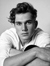 Statistics are updated at the end o Portfolio Img Models