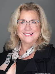 Elizabeth Lindsay-Wood Joins Moffitt Cancer Center as Chief Information  Officer