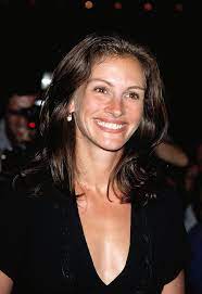 Julia fiona roberts never dreamed she would become the most popular actress in america. Julia Roberts Skeleton Smile Teeth Remember When Julia Roberts Had A Skeleton Named After Her