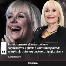 Carrà llevaba un tiempo luchando contra una enfermedad, según informa la cadena pública italiana rai. Buon Compleanno Raffaella Carra Oggi La Spettacolo Fanpage Facebook