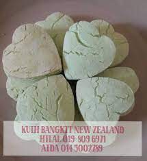 Bake at 300 f for 2 hours and you don't need to stir it. Resepi Kuih Bangkit Santan Gebu Resepi Merory Sedap Betul