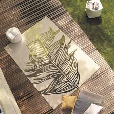 Hast du bis hierhin gescrollt, um die fakten über grün gestreifter teppich zu erfahren? Esprit Kurzflor Teppich Aus Wolle Feather Grun Beige Outlet Teppiche