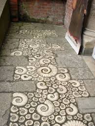 Pin By Debbie Ison On Garden Design Pinterest Mosaic Garden Mosaic Pavement