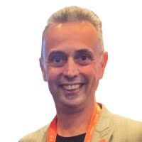 5500+ perfiles de «Eric In»