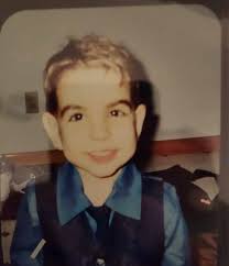 Frau Holle. I made a fairytale avatar for a very nice grandmother as a  gift. I hope it's similar. 🤗❤️