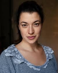 Hilary Lester's Instagram, Twitter & Facebook