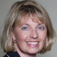 Martha Drake's Instagram, Twitter & Facebook