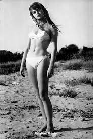 Le bikini fait son cinéma : d'Ursula Andress à Selena Gomez -