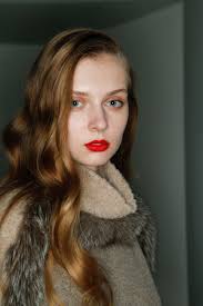 The shiny honey blonde hair color stands among the most desired, trendy shades of the blonde hair color chart these days. 30 Best Honey Blonde Hair Colours For Women In 2020 All Things Hair