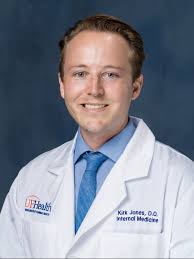 June 2023 Intern and Resident of the Month » Internal Medicine Residency »  College of Medicine » University of Florida