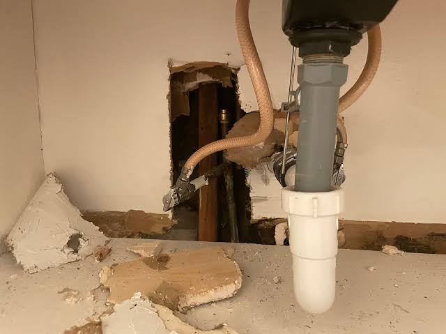 I just had a water pipe burst! Who should I call?