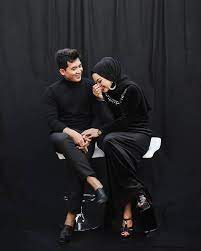Check spelling or type a new query. Prewedding Tema Hitam Ootd Hijab Keceh Facebook