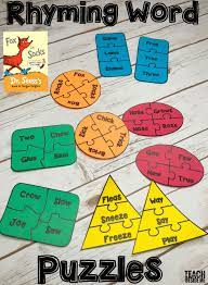 Introduce your little one to rhyming words with these fun puzzle pieces! Fox In Socks Rhyming Word Puzzles Teach Beside Me