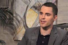 The price of bitcoin is less than $300 away from the almost iconic $10,000 mark. Bitcoin Cash To Hit Usd 100k Says Roger Ver Bullish On Ethereum Too