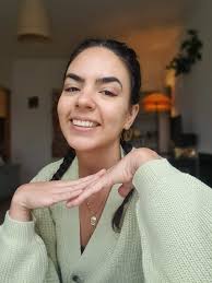 Hi everyone Happy New Year (can we still say that?! ) I don't often post  like this, but I've had a few spaces open up towards the **end of January  and into