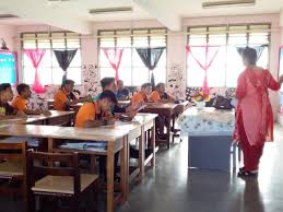 Recherchez parmi 107 établissements et réservez l'hôtel de vos envies avec viamichelin hotel: Qiu Staff Provide Free Tuition Classes To Local Students Rythm Foundation