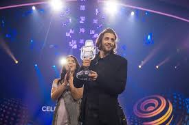 Ο salvador sobral κυκλοφόρησε νέο δίσκο και απολογήθηκε για τα προηγούμενα σχόλια του για την eurovision! Eurovision 2017 Nikhtria H Portogalia To Tragoydi Ekplh3h Allhs Epoxhs Poy Kerdise Zwh Iefimerida Gr