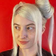 Amanda Clanton (@pepperclanton)