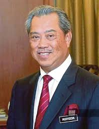 Malaysia's king has picked tan sri muhyiddin yassin as prime minister after meeting political leaders saturday (feb 29) morning. Biodata Tan Sri Muhyiddin Yassin Perdana Menteri Malaysia Ke 8 Jiwarosak