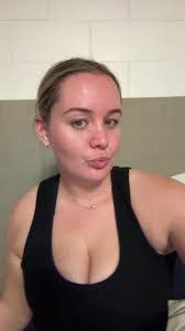 Madison Sewell's Instagram, Twitter & Facebook