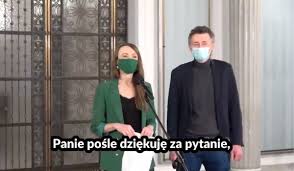 Szczepionki dla celebrytów to incydent, który się zdarzył i na który można było machnąć ręką. Dziemianowicz Bak Elegancko Zgasila Sosnierza Ktory Wbil Na Konferencje Prasowa Lewicy Donald Pl