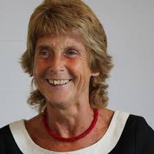 Christine Pascal's Instagram, Twitter & Facebook