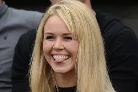 Wimbledon woes for Marcus Willis but stunning girlfriend gives him  something to smile about