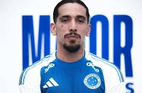 Chico da Costa recusa saída e cria impasse em negociação do Cruzeiro