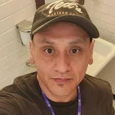 Te ha enviado un mensaje: Me encanta tu perfil y tus fotos🤯, por eso te  seguí. ¿𝐏𝐨𝐝𝐞𝐦𝐨𝐬 𝐡𝐚𝐛𝐥𝐚𝐫? ¡𝐄𝐬𝐜𝐫𝐢𝐛𝐞𝐦𝐞 𝐬𝐢 𝐯𝐞𝐬  𝐞𝐬𝐭𝐨! 🙌🏼 Te lo envío de nuevo porque no me llegó