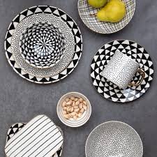 Thyme And Table On Instagram New Thyme Table Dinnerware Who S Excited Thymeandtable Thymeandtablekitchen Dinnerware Blackwhitegold Ce I 2020