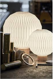 Die Hygge Lampe Von Le Klint Lampe Stehlampe Papier Lampentisch