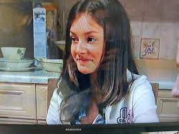 Isabel Hodgins takes over as Victoria Sugden in 2006 in Classic Emmerdale. : r/Emmerdale