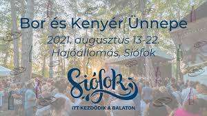 Az esemény 9 órakor kezdődik az oroszlányi közös önkormányzati hivatal tanácstermében, ahol átadják a városi kitüntetéseket is. Bor Es Kenyer Unnepe Siofok 2021 Augusztus 13 22 Hellobalaton