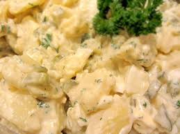 Kartoffelsalat Mit Mayonnaise Und Ei Klassischer Kartoffelsalat Kartoffelsalat Mayonnaise Kartoffelsalat