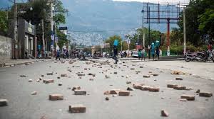 Recarga celulares en haiti hoy y únete a millones de personas que utilizan ding para conectarse con sus familiares y amigos. In Pictures Haiti Capital S Streets Blocked As Protests Spread Bbc News
