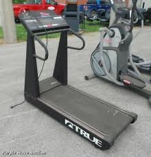 True 700 Soft System Treadmill In North Kansas City Mo Item Bg9692 Sold Purple Wave
