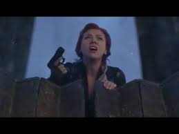 When hawkeye (jeremy renner) and black widow arrive on vormir, they're told that in order to obtain the soul stone, they have to lose the only thing that minorly deflates the impact of her death has nothing to do with the narrative, but with hollywood. Black Widow S Alternate Death Scene Avengers Endgame Youtube