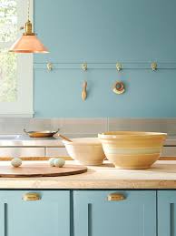 Benjamin moore selected aegean teal as their 2021 color of the year because the blue tone creates a soothing effect, while the green brings the outdoors in finally, semihandmade pointed out that painting your cabinets green is an easy way to revive your kitchen without redoing the whole thing. Benjamin Moore S 2021 Color Of The Year Is Made For Kitchen Cabinets Paint Trends Benjamin Moore Colors Color Of The Year