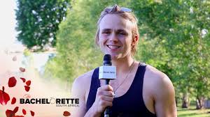 The bachelorette airs mondays at 8 p.m. Meet Cam The Bachelorette Sa Youtube