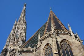 Der stephansdom wien (c3) mit der berühmten glocke pummerin ist weltbekanntes kulturgut und wahrzeichen wiens. Stephansdom In Wien