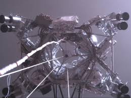 The first step in perseverance's landing process is for the spacecraft that's carried it 300 million miles to drop its cargo: Kewazd0 Nrhxdm