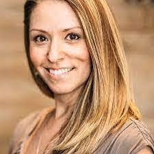 Jenifer Walls's Instagram, Twitter & Facebook