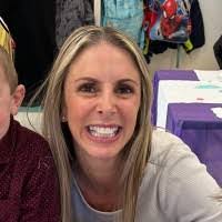 Tracy Blauvelt's Instagram, Twitter & Facebook