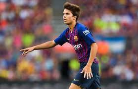 Lionel Messi Was Left Astonished After Watching Riqui Puig In Barcelona Training Givemesport Born 13 august 1999) is a spanish professional footballer who plays for barcelona as a central midfielder. lionel messi was left astonished