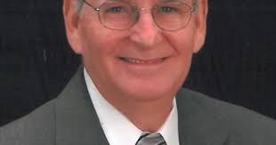 Obituary: Tom Grover Downs