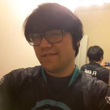 Dong Lim (@Horangi_LoL)