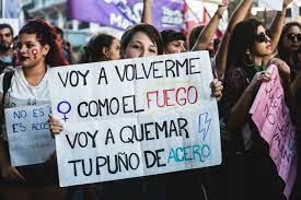 Juntamos varias frases relevantes en materia de feminismo y dichas por integrantes o personas involucradas con el movimiento y la corriente feminista 'ni una menos', son ideales para compartir en estados de redes sociales o apps de mensajería. Que Cambio A Tres Anos De Ni Una Menos